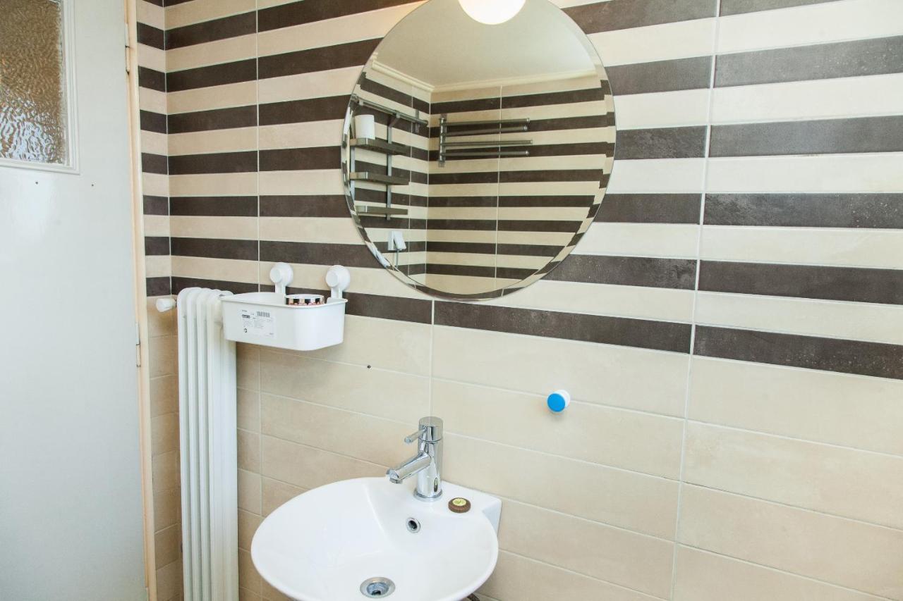 Ferienwohnung Bright Apt. With Lovely View In Lycabettus! Athen Exterior foto