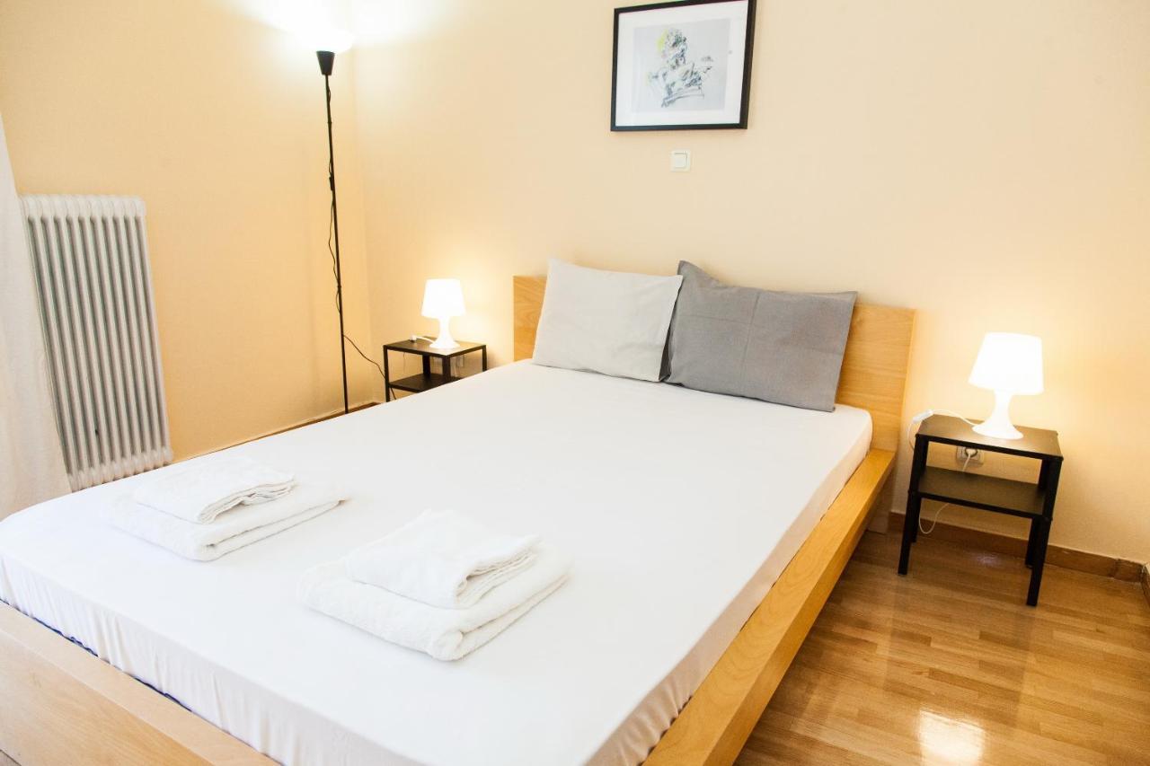 Ferienwohnung Bright Apt. With Lovely View In Lycabettus! Athen Exterior foto